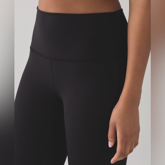 LULULEMON Wunder Under Crop High Rise Full-On Luxtreme in Black Size 6 - Picture 2 of 9
